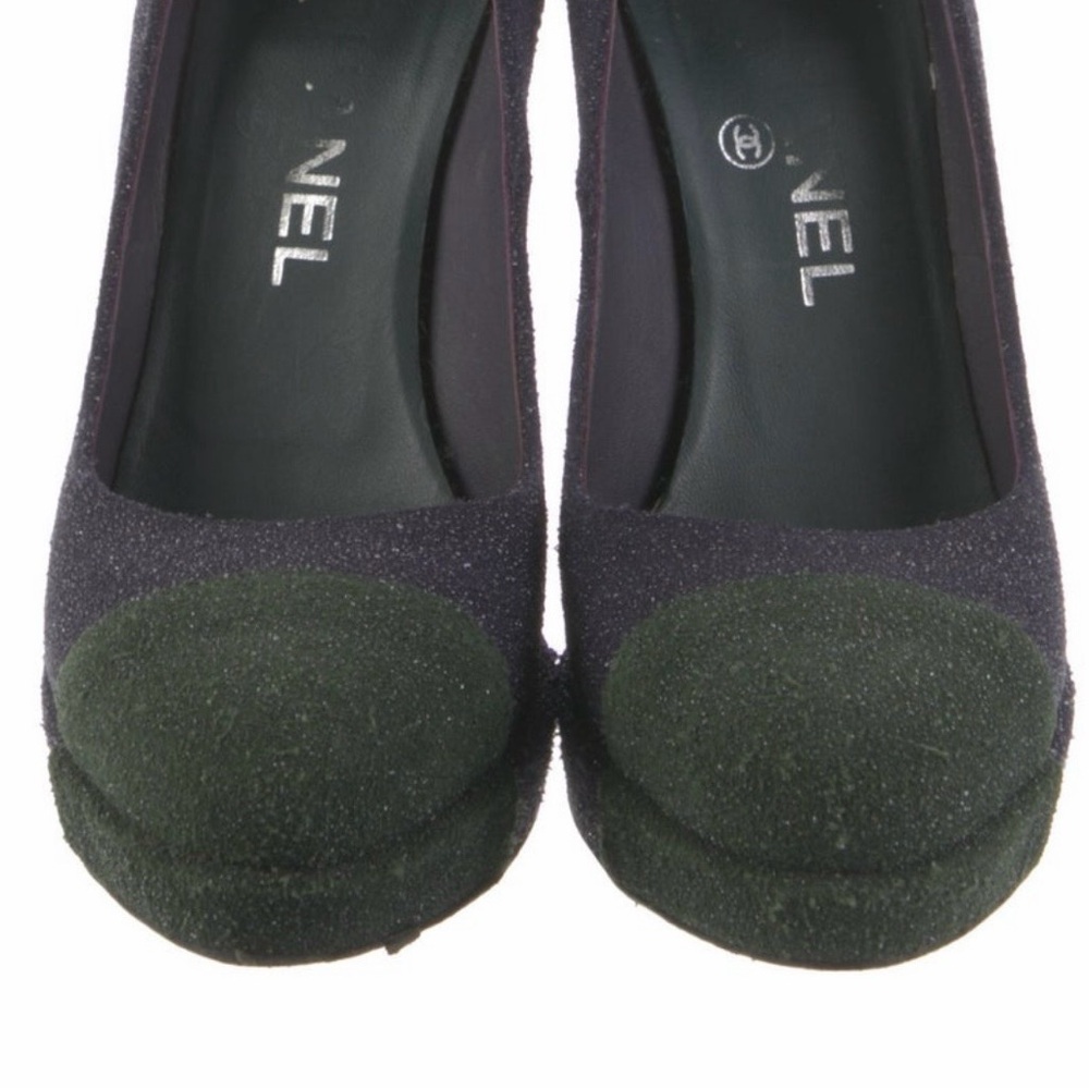 Chanel Interlocking CC Glittery Suede Heels - Picture 3 of 7